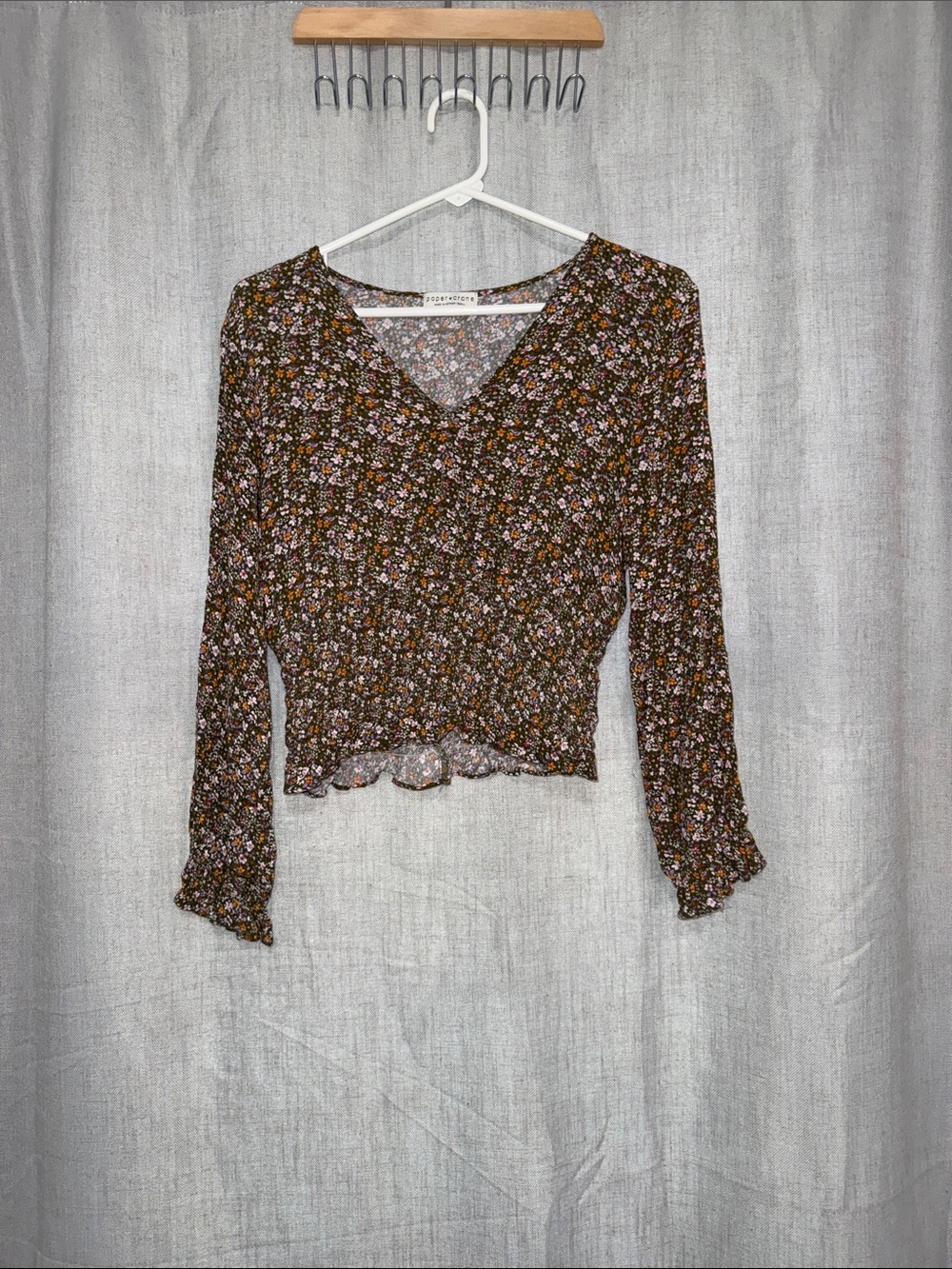 Paper Crane Ditsy Floral V-Neck Smocked Crop Blouse Boho